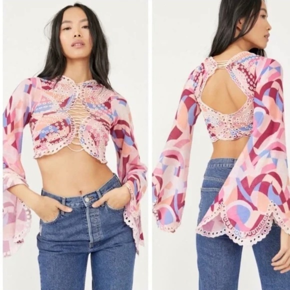 Free People Tops - Free People bell sleeve lace up crop “eyes on you”